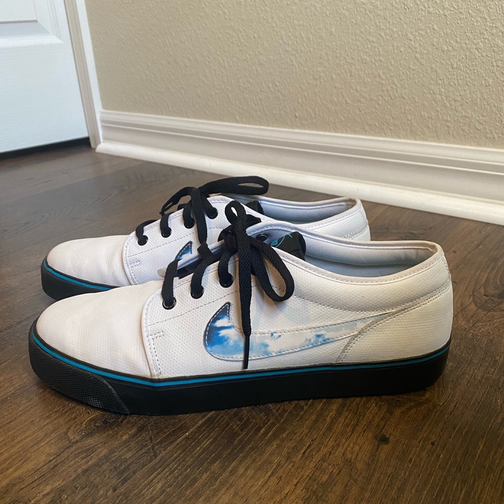 Nike men’s shoes
